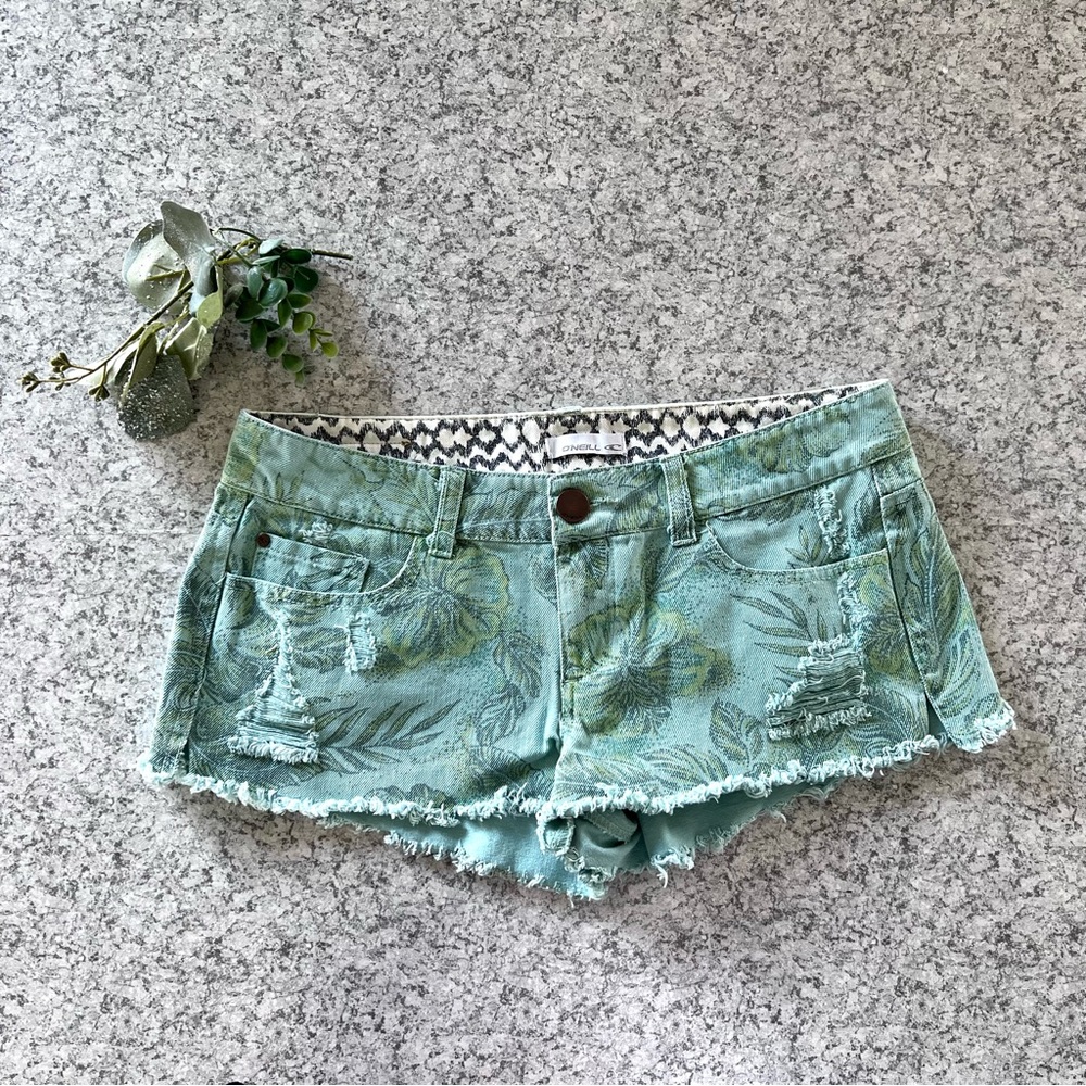 O’NEILL | Frayed Hem Hawaiian Jean Short (Juniors), Size 5